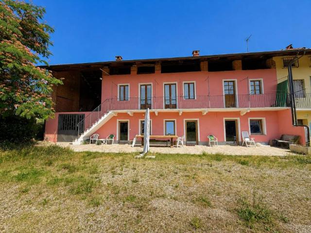 Casa indipendente in vendita a Oglianico TO