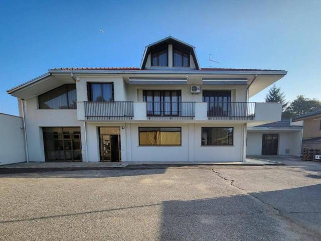 Casa indipendente in vendita a Oleggio NO