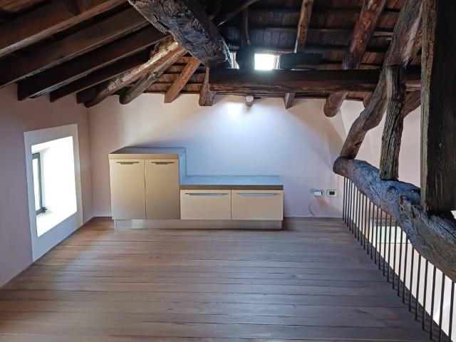 Casa indipendente in vendita a Oleggio NO