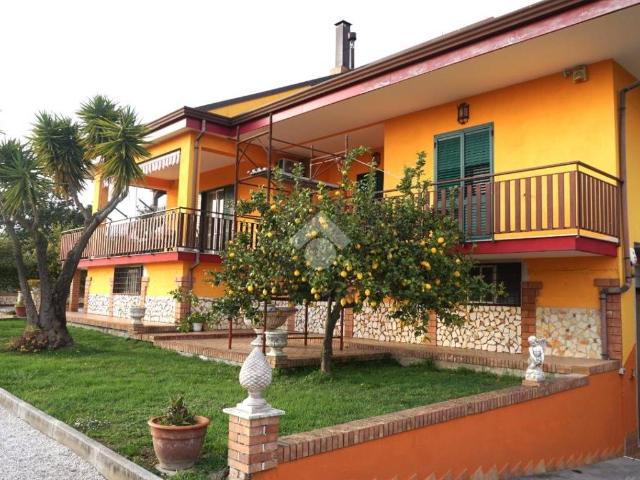 Casa indipendente in vendita a Olevano sul Tusciano SA