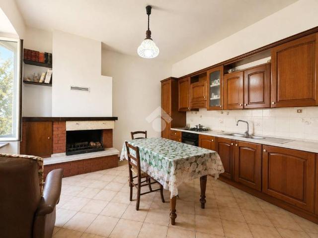 Casa indipendente in vendita a Orte via terni, 32