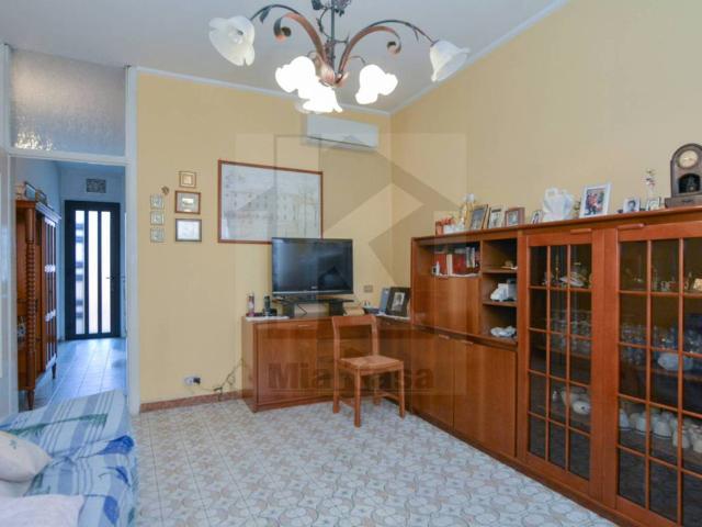 Casa indipendente in vendita a Origgio VA