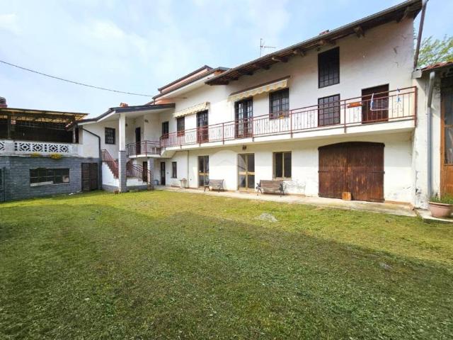 Casa indipendente in vendita a Orio Canavese