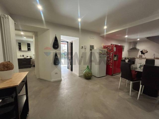 Casa indipendente in vendita a Orino VA
