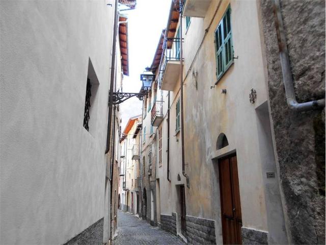 Casa indipendente in vendita a Ormea CN