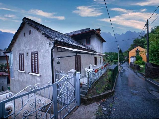 Casa indipendente in vendita a Ornavasso VB