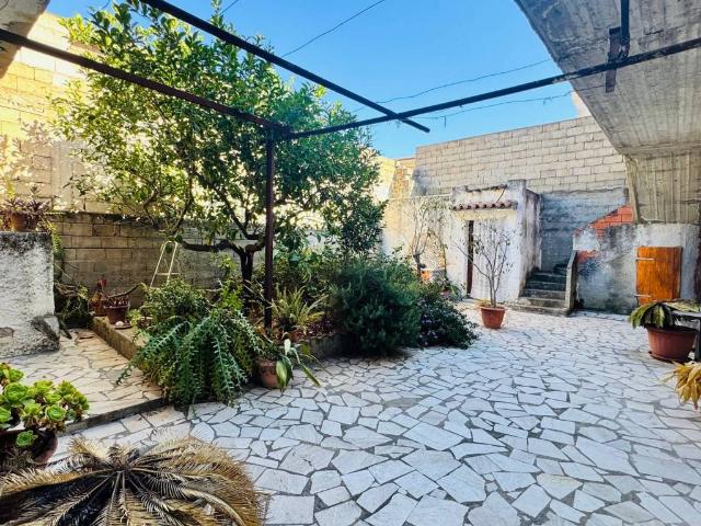 Casa indipendente in vendita a Orosei NU