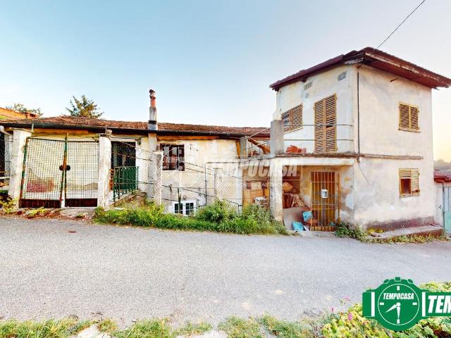 Casa indipendente in vendita a Orsara Bormida