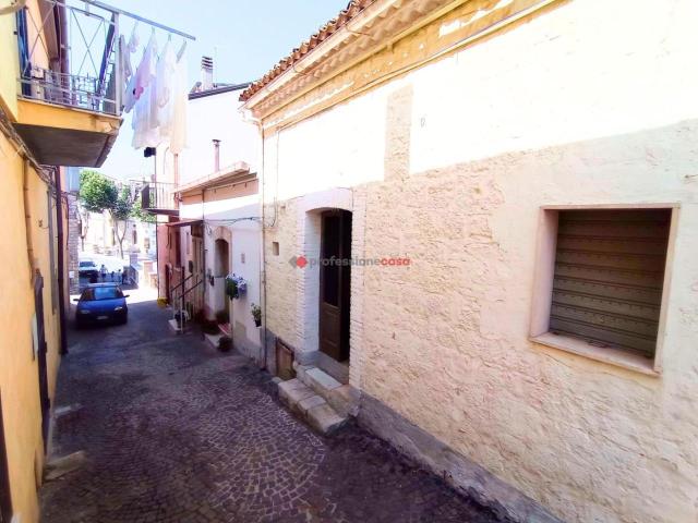 Casa indipendente in vendita a Orsara Di Puglia