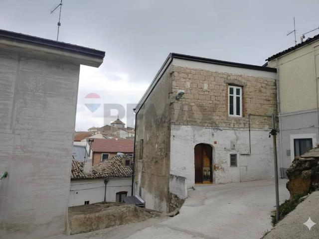 Casa indipendente in vendita a Orsara di Puglia FG