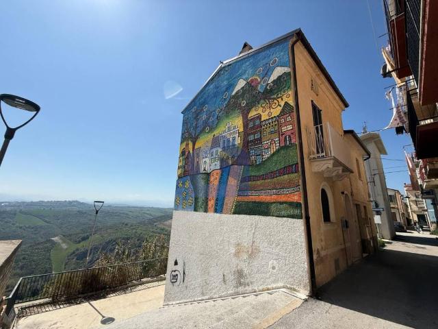 Casa indipendente in vendita a Orsogna CH