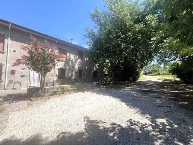 Casa indipendente in vendita a Ostiglia MN