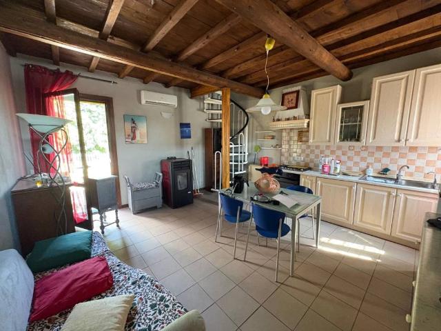 Casa indipendente in vendita a Ostiglia MN