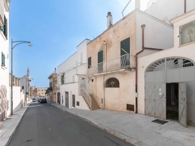 Casa indipendente in vendita a Ostuni BR