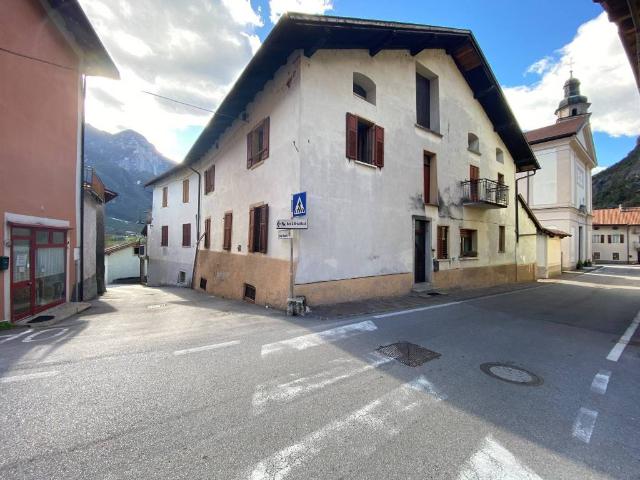 Casa indipendente in vendita a Ospedaletto TN