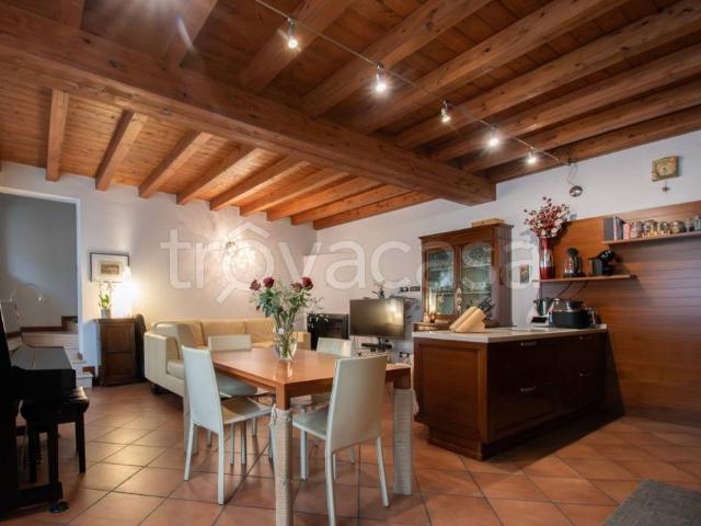 Casa indipendente in vendita a Ospitaletto via Brescia, 29