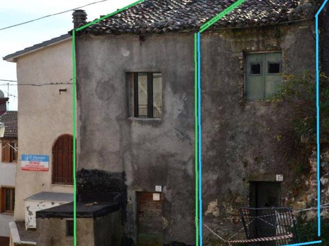 Casa indipendente in vendita a Ovindoli AQ