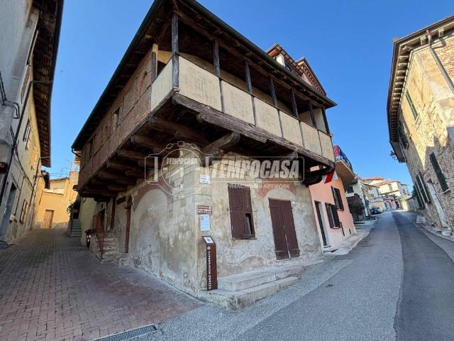 Casa indipendente in vendita a Ozzano Monferrato AL