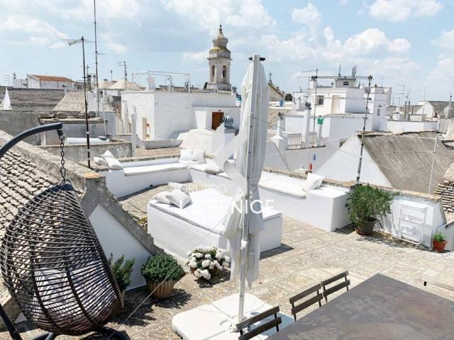 Casa indipendente in vendita a Locorotondo BA