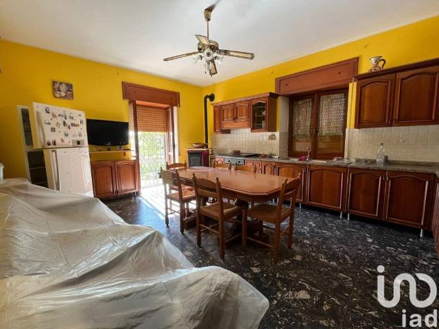 Casa indipendente in vendita a Longobardi CS
