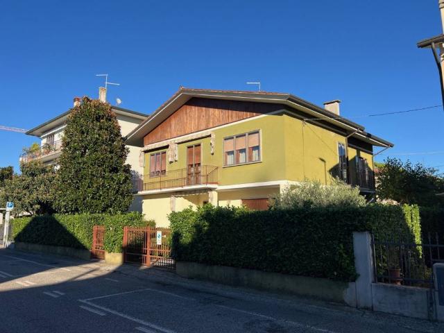 Casa indipendente in vendita a Lonigo VI