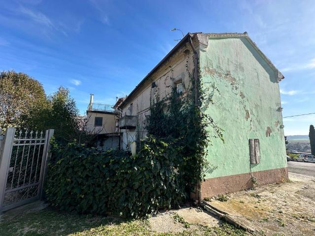 Casa indipendente in vendita a Loreto AN