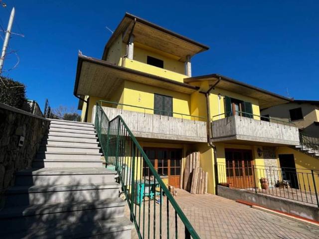 Casa indipendente in vendita a Loro Ciuffenna AR