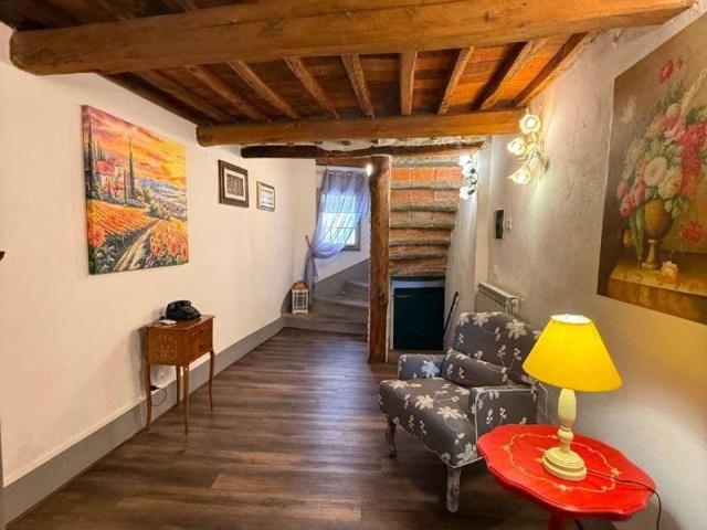 Casa indipendente in vendita a Laterina Pergine Valdarno AR
