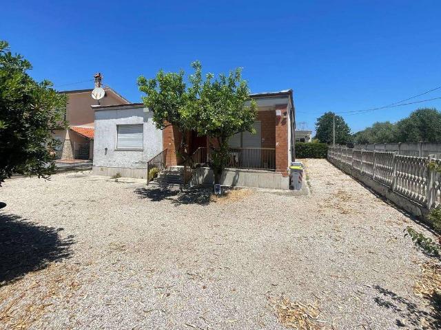 Casa indipendente in vendita a Latina