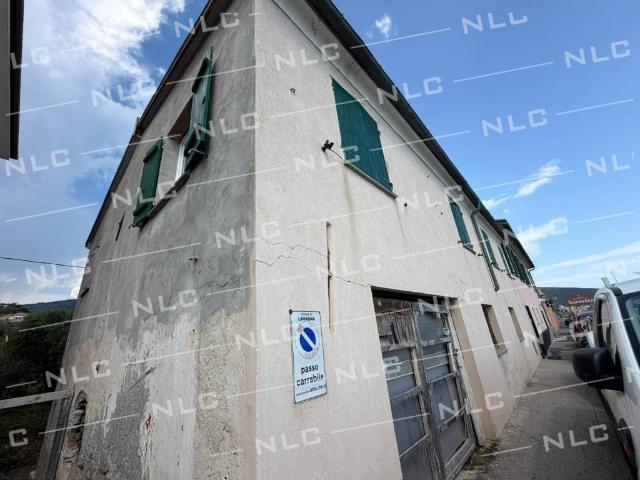Casa indipendente in vendita a Lavagna GE