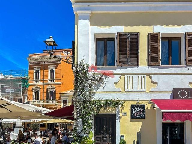Appartamento in vendita a La Maddalena OT