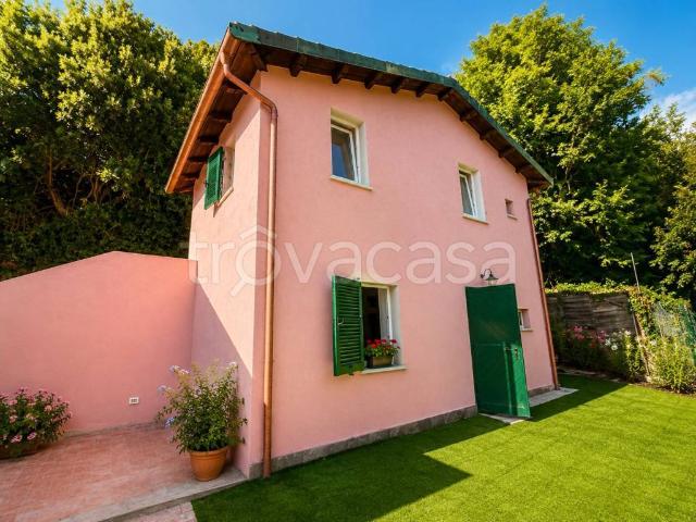 Casa indipendente in vendita a La Spezia, Pitelli