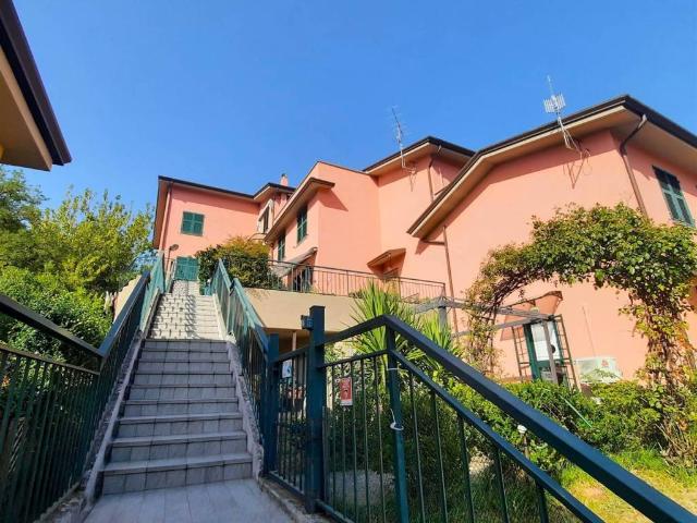 Casa indipendente in vendita a La Spezia SP