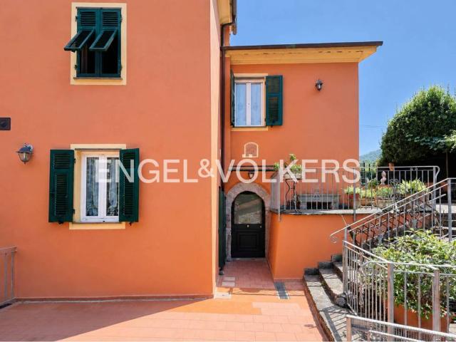 Casa indipendente in vendita a La Spezia SP