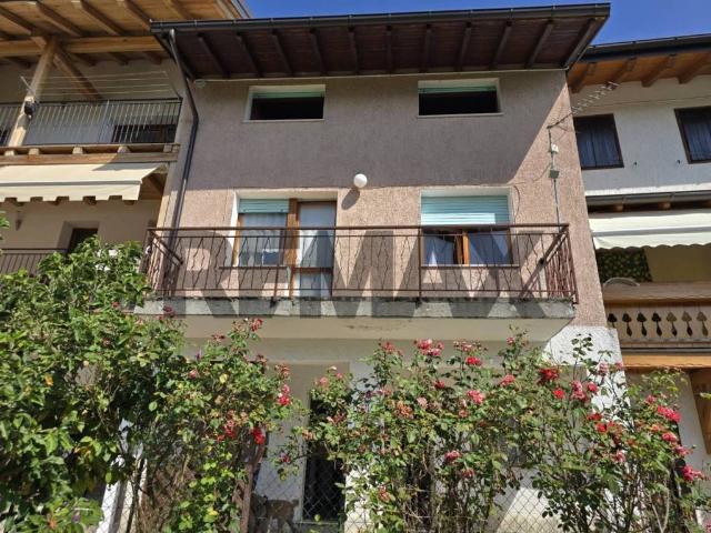 Casa indipendente in vendita a Lamon BL