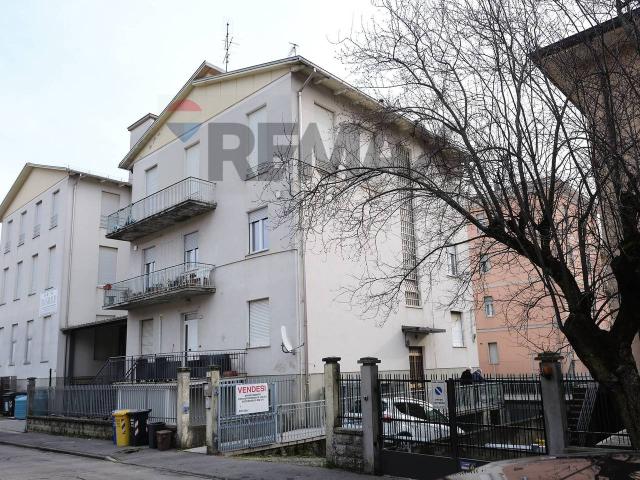 Casa indipendente in vendita a Langhirano