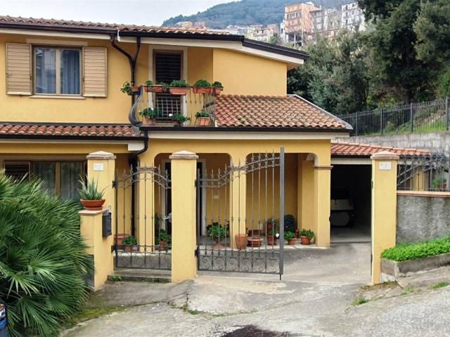 Casa indipendente in vendita a Lanusei NU