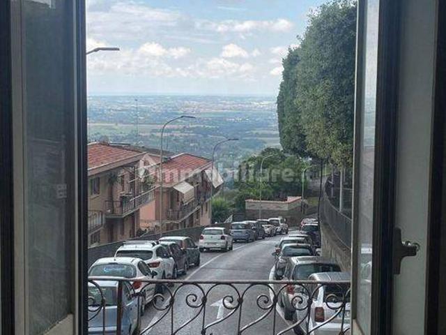 Casa indipendente in vendita a Lanuvio RM