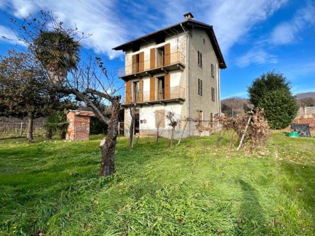 Casa indipendente in vendita a Lanzo Torinese TO