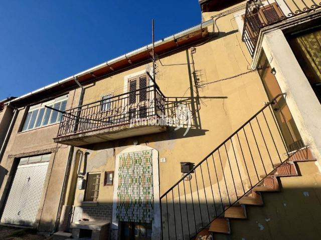 Casa indipendente in vendita a L'Aquila AQ