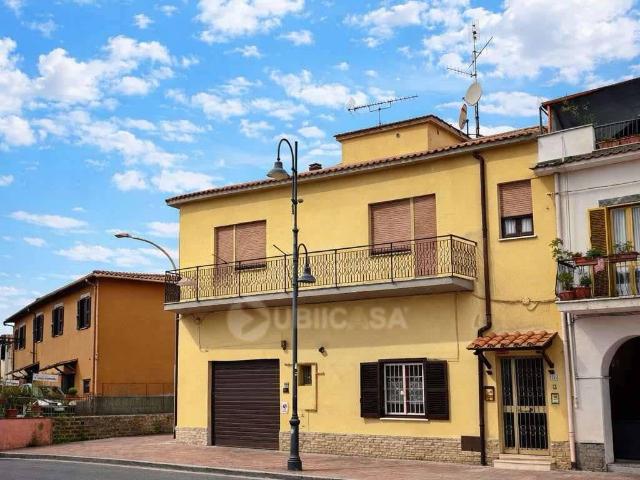 Casa indipendente in vendita a Lariano RM