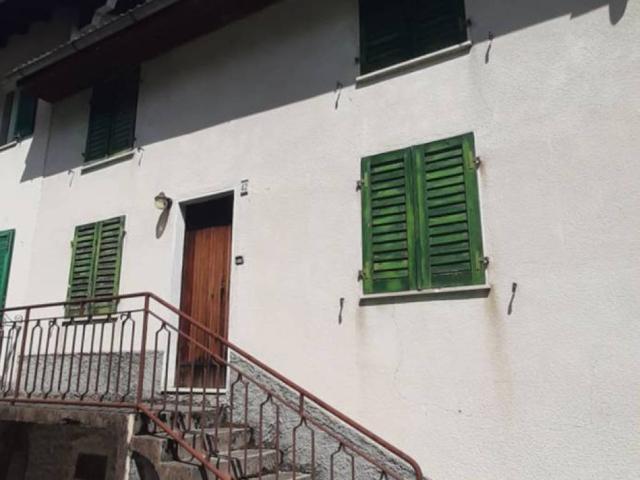 Casa indipendente in vendita a Lastebasse VI