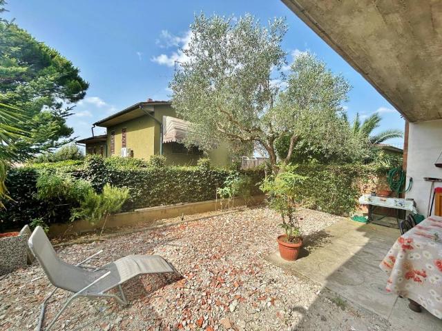 Casa indipendente in vendita a Lastra a Signa FI