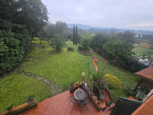 Casa indipendente in vendita a Lastra a Signa FI