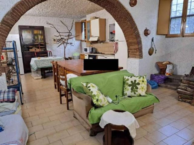 Casa indipendente in vendita a Lastra a Signa FI