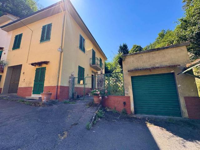 Casa indipendente in vendita a Lastra a Signa FI