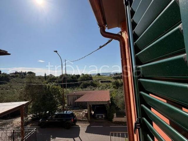 Casa indipendente in vendita a Lastra a Signa piazza della Resistenza, Ginestra Fiorentina