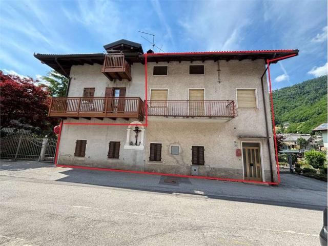 Casa indipendente in vendita a Levico Terme TN