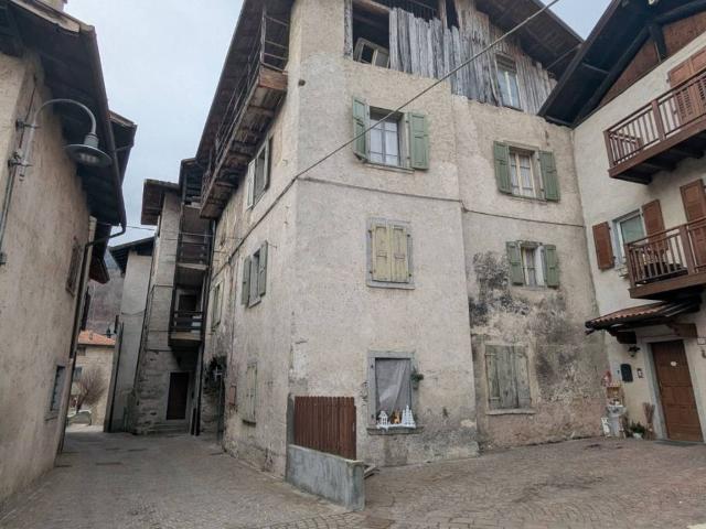 Casa indipendente in vendita a Ledro TN