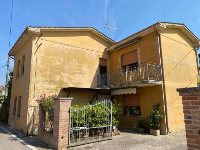 Casa indipendente in vendita a Legnago VR